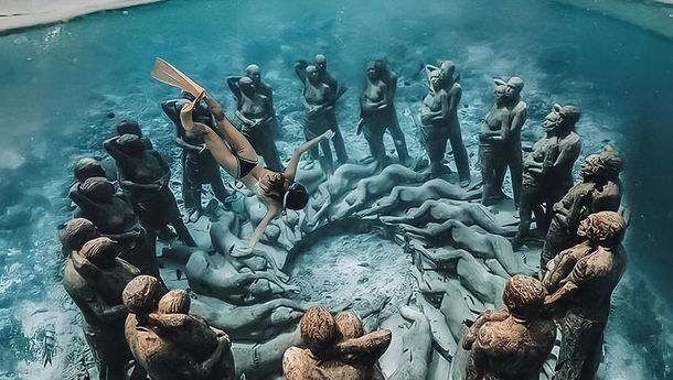 48 Patung Manusia Hiasi Spot Snorkeling di Gili Meno, Lombok