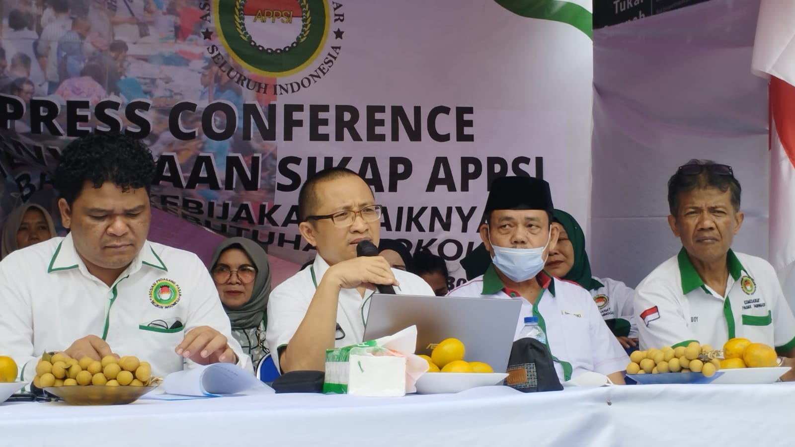 Sekretaris Jenderal APPSI Mujiburohman dalam konferensi pers.