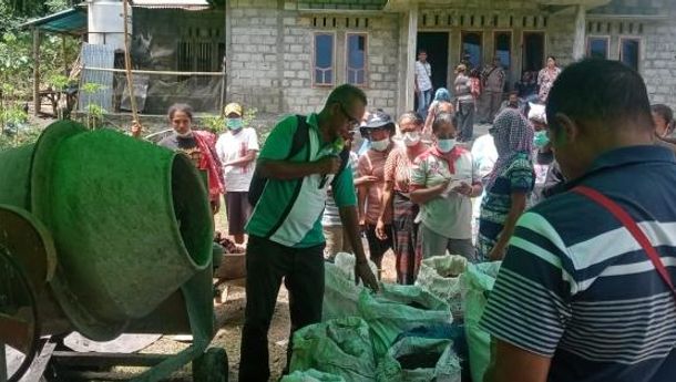 Emak-Emak KWT Wawonio dan Seruni di Nagekeo, NTT Gotong-Royong Membuat Pupuk Organik