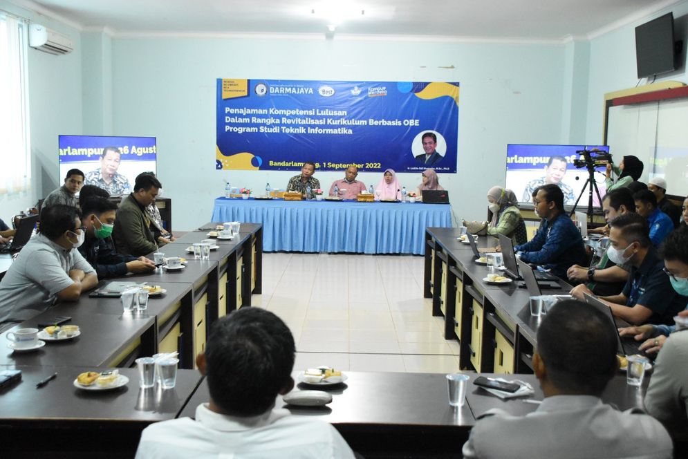 IIB Darmajaya menggelar Forum Group Discussion (FGD) Penajaman Kompetensi Lulusan dalam Rangka Revitalisasi Kurikulum Berbasis OBE Program Studi Teknik Informatika.