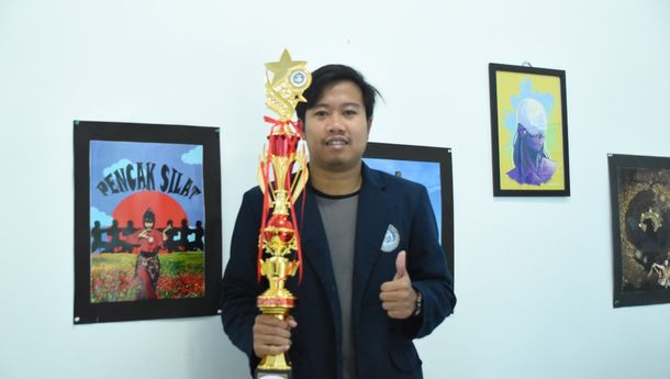 Mahasiswa IIB Darmajaya Juara 1 Lomba Cipta Puisi Peksimprov Lampung 2022