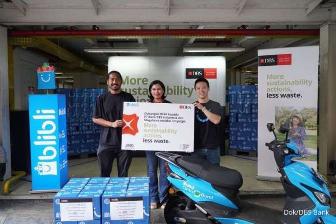 Bank DBS Bersama Blibli.com dan Magalarva Sulap 13 Ton Sampah Jadi Pakan Ternak 