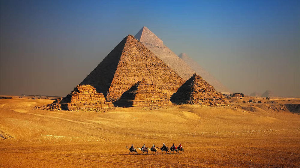 piramida giza.jpg