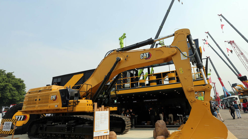 Pameran Alat Berat - Panji 5.jpg