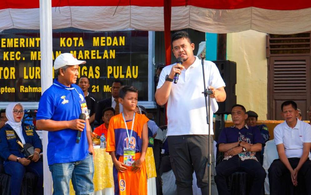 Buka Kompetisi Sepak Bola, Bobby Nasution Berjanji Akan Perbaiki Fasilitas Olahraga