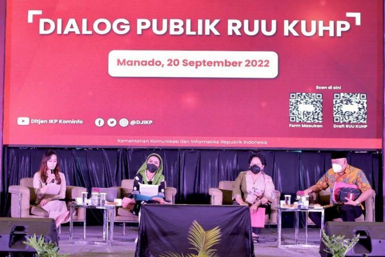 Dialog Publik RUU KUHP yang berlangsung di Hotel Four Point Manado, Sulawesi Utara. (Foto:Istimewa)