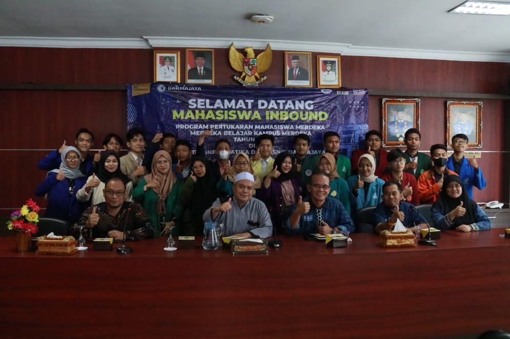 IIB Darmajaya menerima kedatangan 22 mahasiswa asal perguruan tinggi di Pulau Jawa dan Sulawesi dalam program Pertukaran Mahasiswa Merdeka (PMM) 2022.