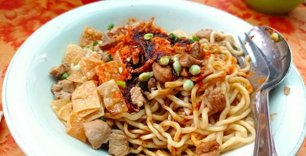 Mie ayam Taufik