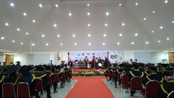 Wisuda 612 Lulusan, Rektor ITERA Tekankan Semangat Alumni Membangun Daerah