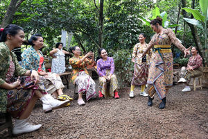 Sambut Hari Batik - Panji 5.jpg