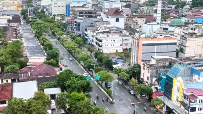 Koalisi masyarakat sipil menolak rencana perubahan Perda RTRW Kaltim. Dibahas tanpa melibatkan masyaraat terdampak. Foto: Lansekap Kota Balikpapan/ Ibukotakini.com