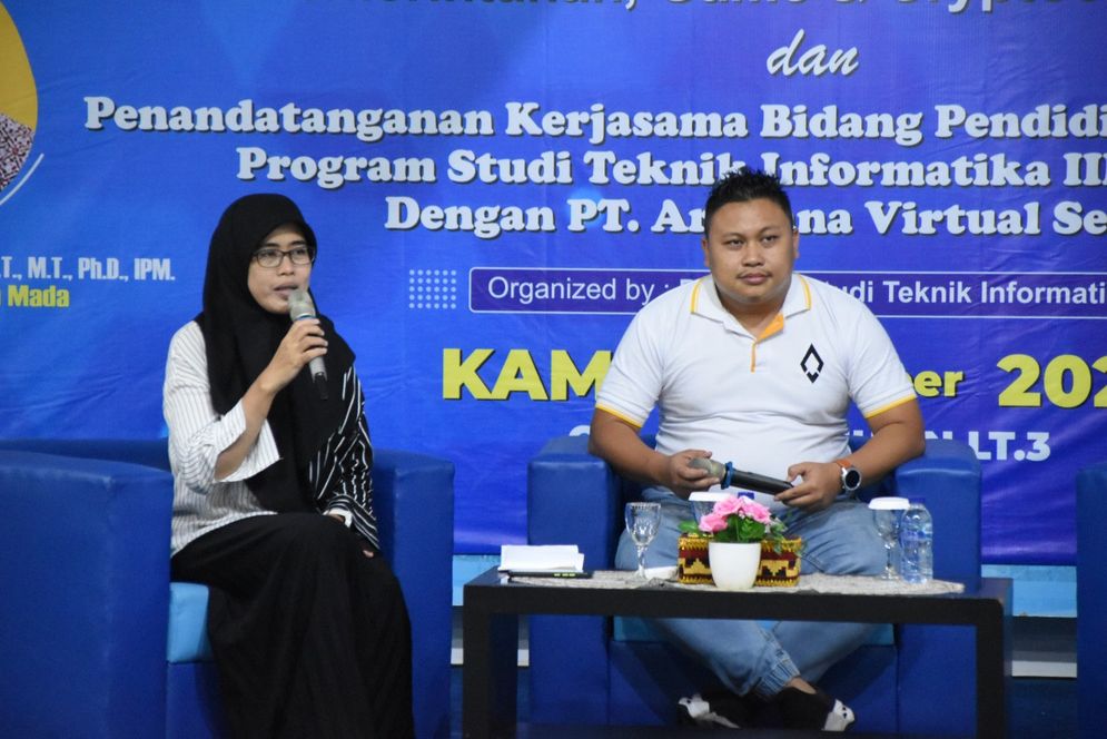 Prodi Teknik Informatika IIB Darmajaya menggelar Seminar Metaverse dan Blockchain dalam Dunia Pendidikan, Pemerintahan, Game, & Cryptocurrencies.