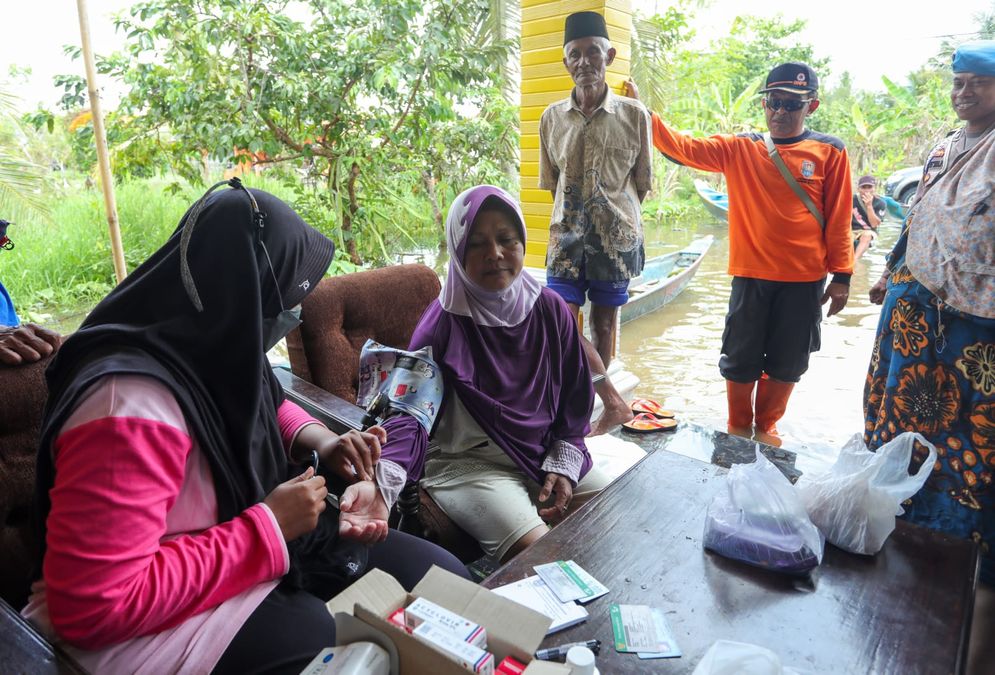 12 banjir cilacap.jpg