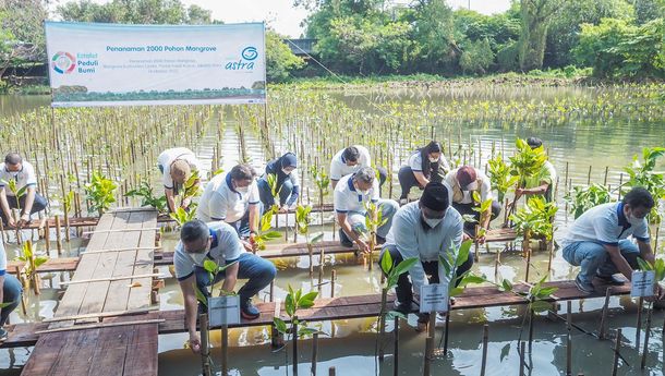 Asuransi Astra Lanjutkan Rangkaian Estafet Peduli Bumi