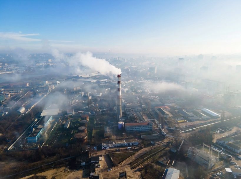 Ilustrasi pencemaran udara oleh industri
