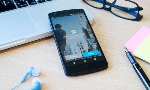 Ilustrasi aplikasi LinkedIn