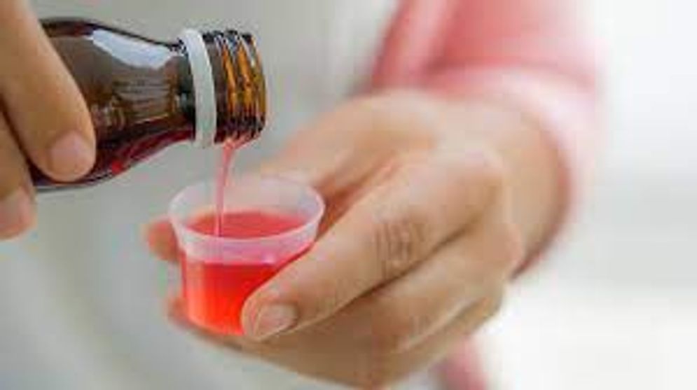 Ilustrasi obat sirup anak.