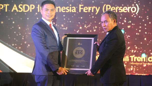 ASDP Ferry Sabet Penghargaan TrenAsia ESG Excellence 2022