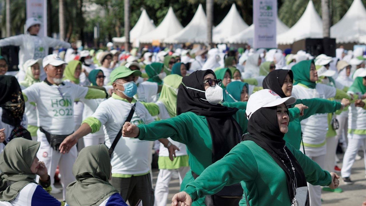 Serunya Puncak Peringatan Hari Osteoporosis Nasional 2022 di GBK Jakarta.