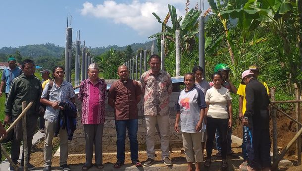 Terkait Program Budidaya Ternak Babi, Gusti Sarifin Dorong Umat Katolik di Pagal Manfaatkan Lahan Tidur