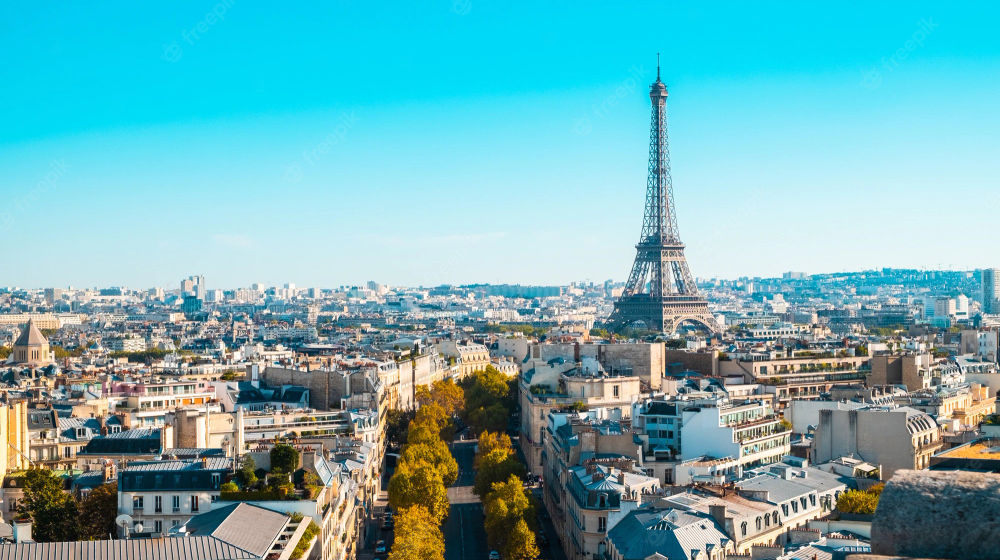 cityscape-paris-sunlight-blue-sky-fra_181624-50289.webp