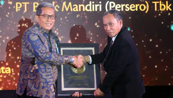 ESG Award: Fokus 3 Pilar Keuangan Berkelanjutan, Bank Mandiri (BMRI) Dapat Dua Penghargaan TrenAsia ESG Excellence