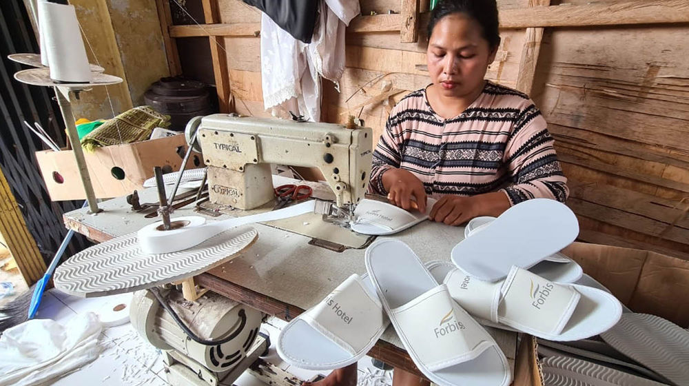 UMKM Pembuatan Sandal Hotel - Panji 2.jpg