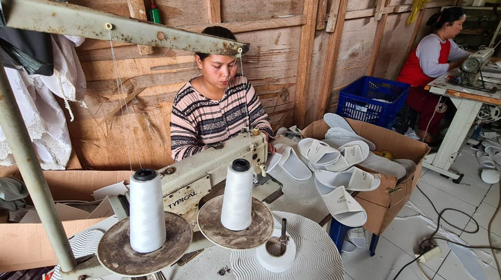 UMKM Pembuatan Sandal Hotel - Panji 1.jpg