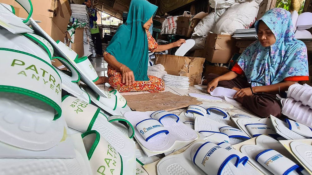 UMKM Pembuatan Sandal Hotel - Panji 5.jpg