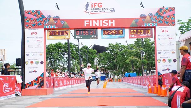 Sebanyak 1.200 Pelari Sukseskan IFG Labuan Bajo Marathon 2022