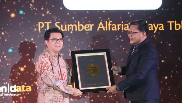 ESG Award: Pengelola Alfamart, PT Sumber Alfaria Meraih Predikat Sustainability dalam TrenAsia ESG Excellence 2022