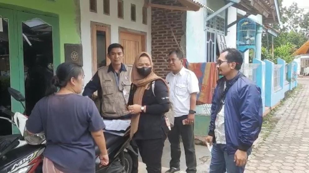 Komisi Pemilihan Umum (KPU) Bandar Lampung melakukan verifikasi faktual keanggotaan partai politik dan alamat anggota yang tidak valid.