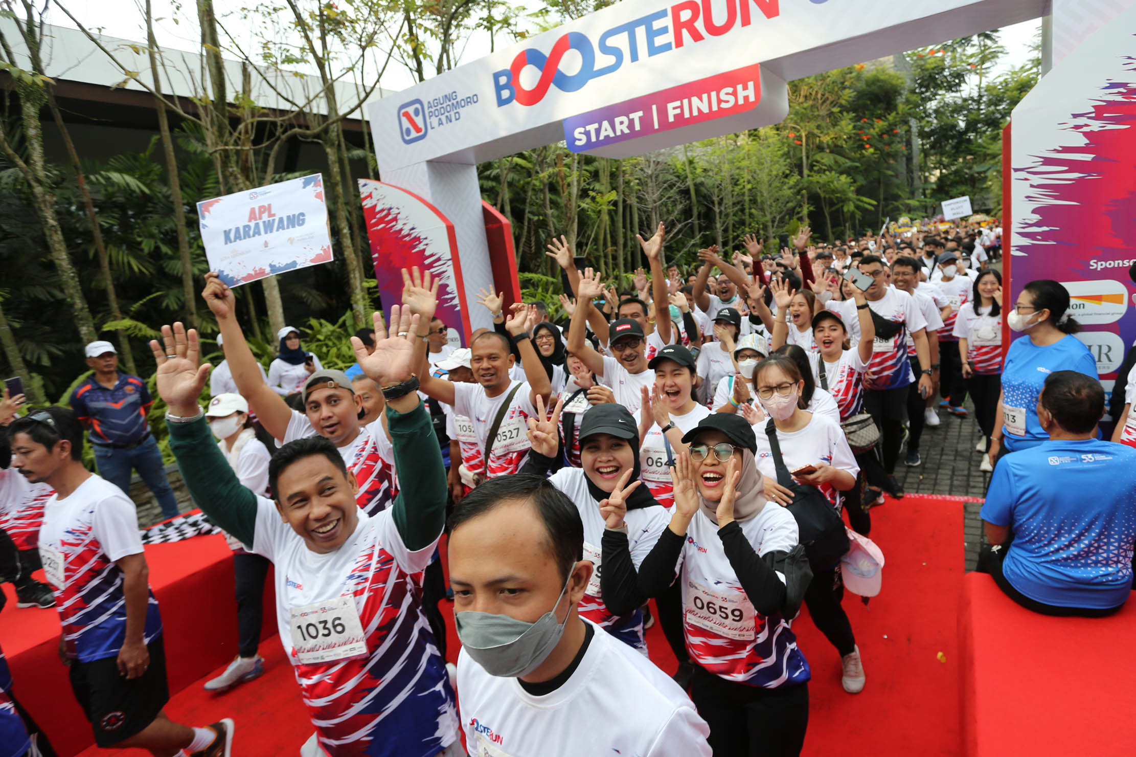 Agung Podomoro kembali menggelar Fun Run 2022 dengan tema “Booster Run: Maximizing Performance, Optimizing Result and We Are Still Building for Generation to Come” di Kawasan Vimala Hills, Ciawi, Bogor, Jawa Barat. Sabtu 5 November 2022. Foto : Panji Asmoro/TrenAsia