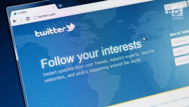 Twitter Rencana Ganti Warna Label Akun Terverifikasi