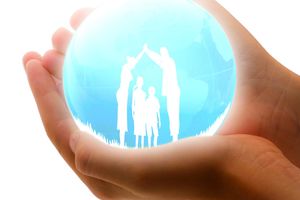 family-insurance-1316543_1280.jpg