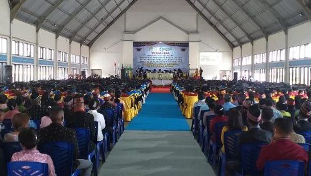 Unika St Paulus Ruteng Gelar Wisuda bagi 583 Sarjana dan Ahli Madya 