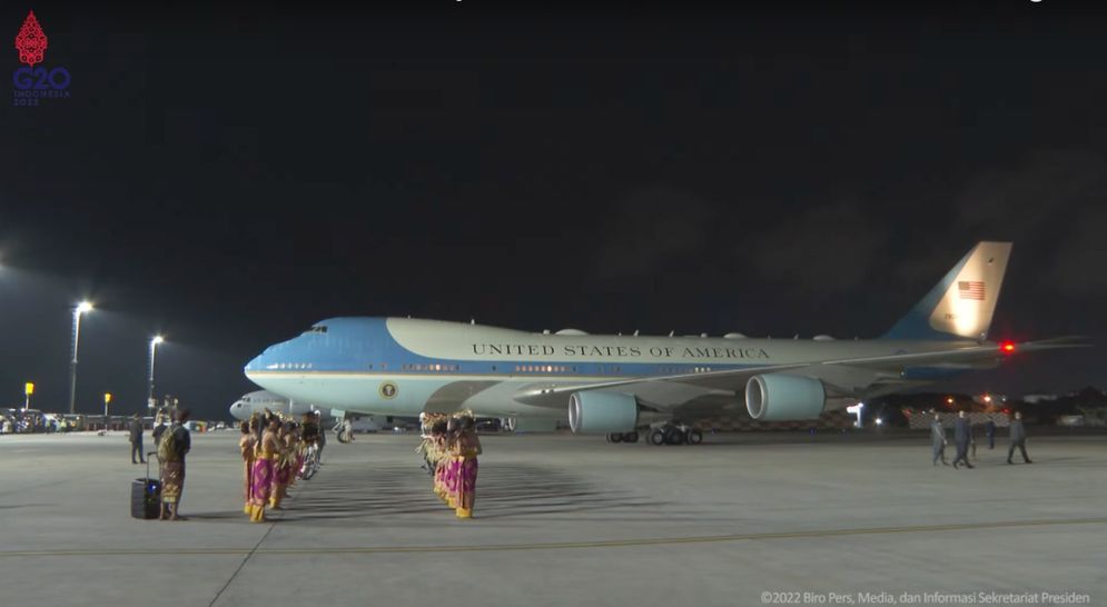Pesawat VVIP yang mengangkut kepala negara Amerika Serikat..jpeg