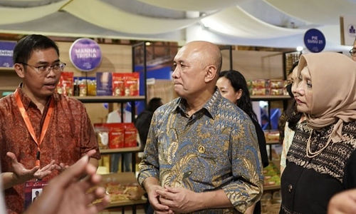 BCA_Bangga Lokal di Pasar Nusa Dua Bali_2_LR.jpg