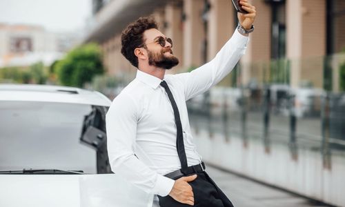 Gaji Naik Gaya Hidup Jadi Meningkat, Waspadai Lifestyle Creep yang Sering Dialami Anak Muda