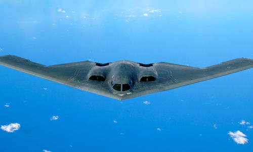 B-2_Spirit_(cropped).jpg