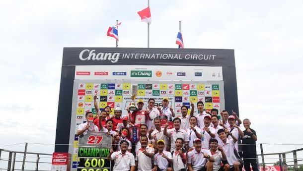 Cetak Sejarah, Andi Gilang Pebalap Astra Honda Juara AARC Kelas SS600