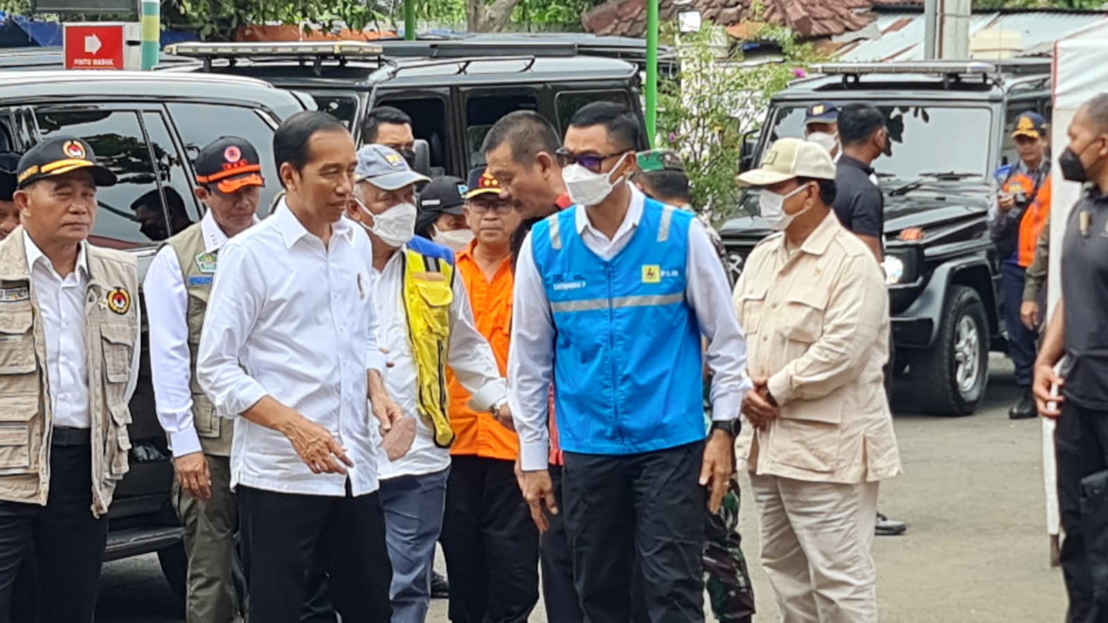 Pastikan Logistik Hingga pasokan Listrik PLN Aman, Presiden Tinjau Posko RS Sayang Cianjur