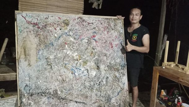 Berkreasi Mengubah Sampah Menjadi Karya, Eriq Zain Gunakan Plastik jadi Seni Rupa yang Estetis