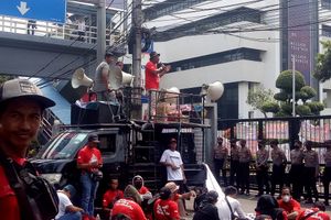 APTI TOLAK KENAIKAN TEMBAKAU.jpeg