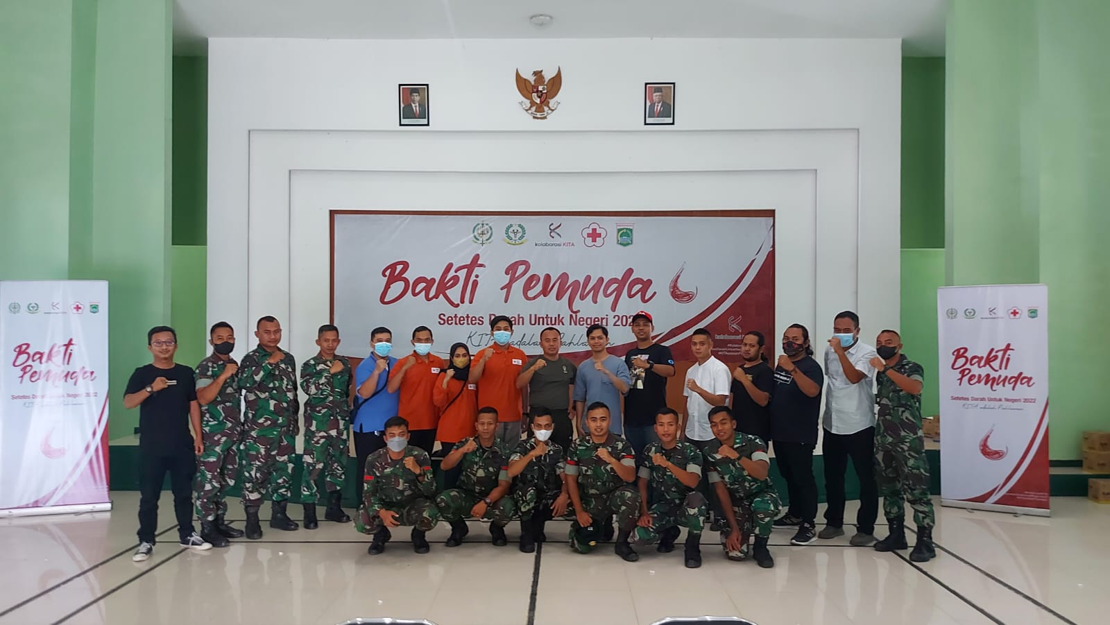 Kolaborasi TNI dan Komunitas KITA Semarakkan Gerakan Kemanusiaan di Malang .