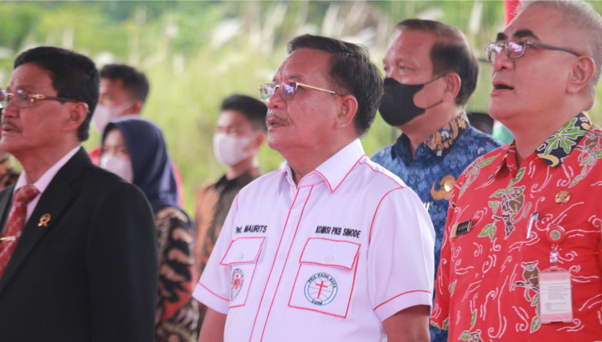 Wali Kota Bitung Maurits Mantiri mengikuti acara peresmian Asrama Mahasiswa Nusantara. (Foto:Istimewa)