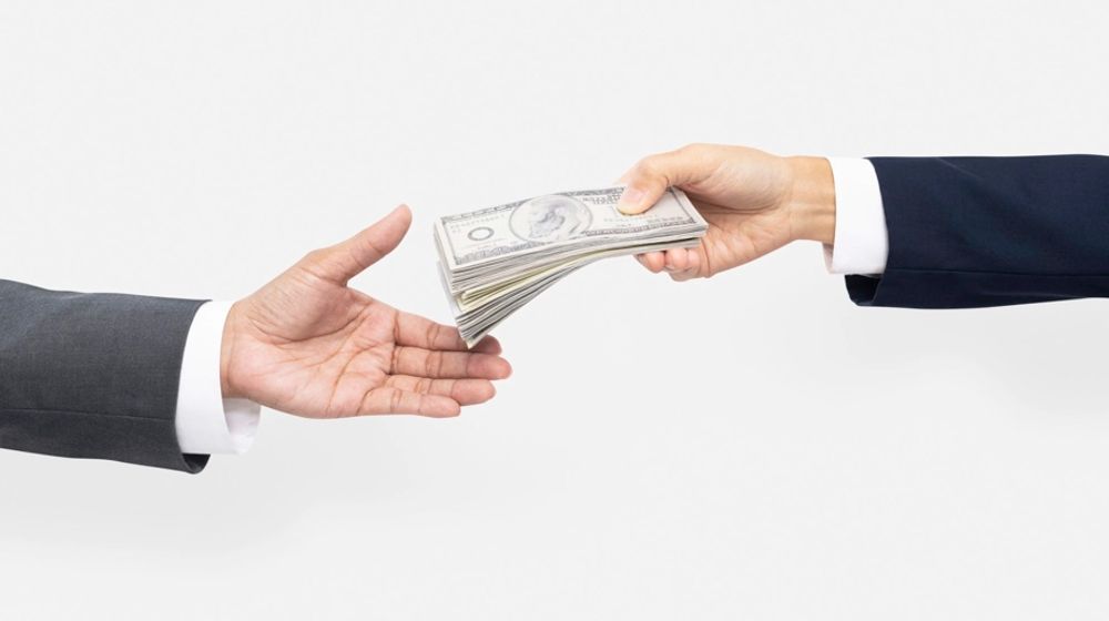 Harus Meminjamkan Uang ke Saudara Tapi Khawatir Menyesal? Ini Cara Mengatasinya