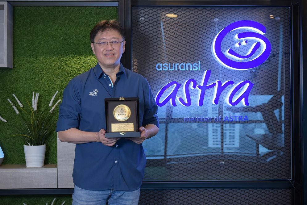 President Director Asuransi Astra, Rudy Chen dinilai berhasil memimpin Asuransi Astra dengan kontribusi dan serangkaian strategi bisnisnya sehingga kembali meraih gelar Top 100 CEO.