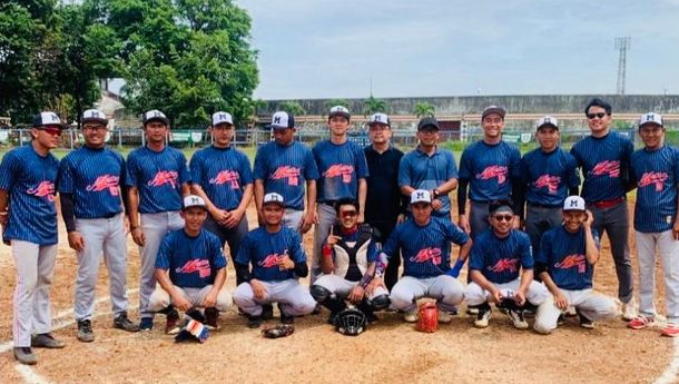 PORPROV IX: Tumbangkan Bandar Lampung, Tim Softball Metro Melaju ke Partai Final