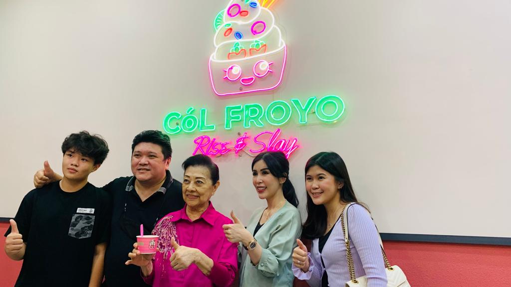 Col Froyo Tawarkan Pengalaman Baru Makan Ice Cream